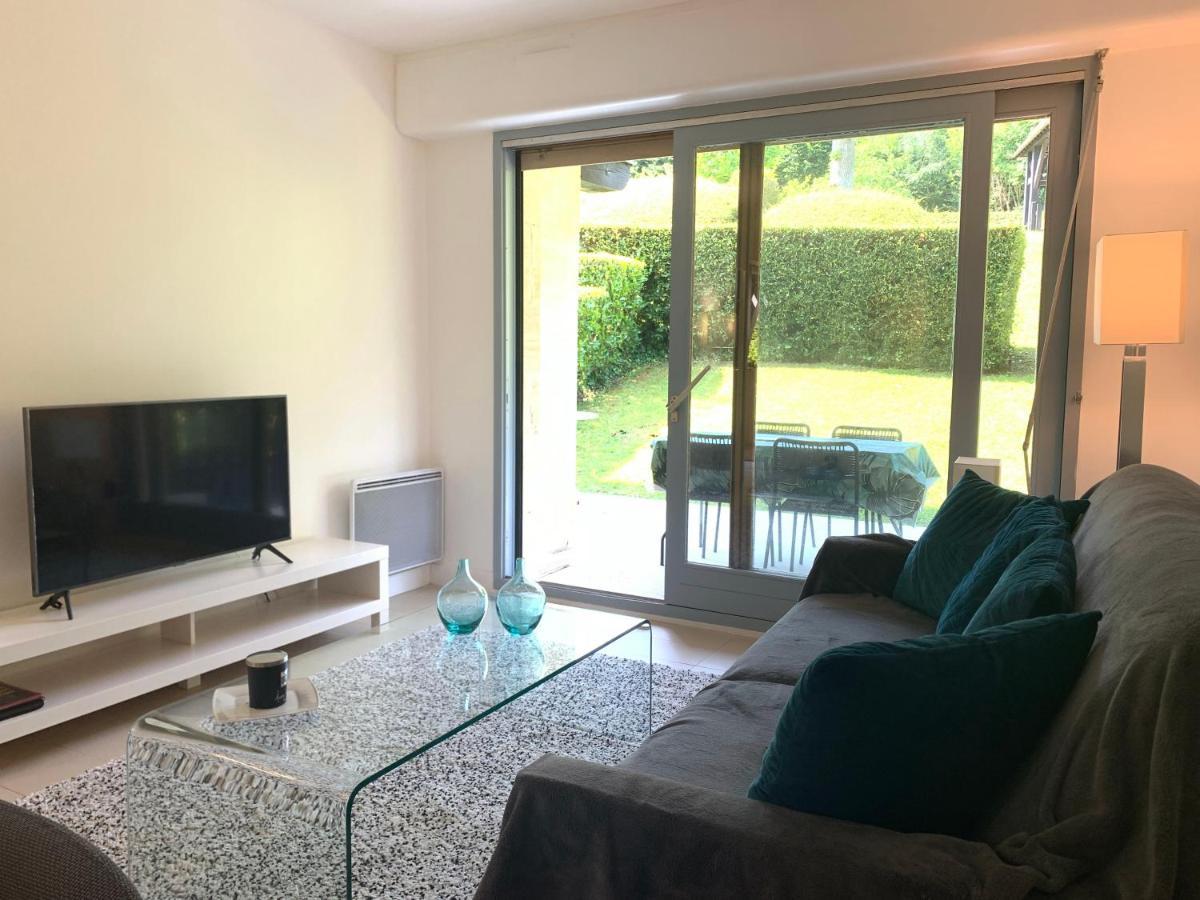 Rez-De-Jardin - Residence Avec Piscine - Deauville Exterior foto